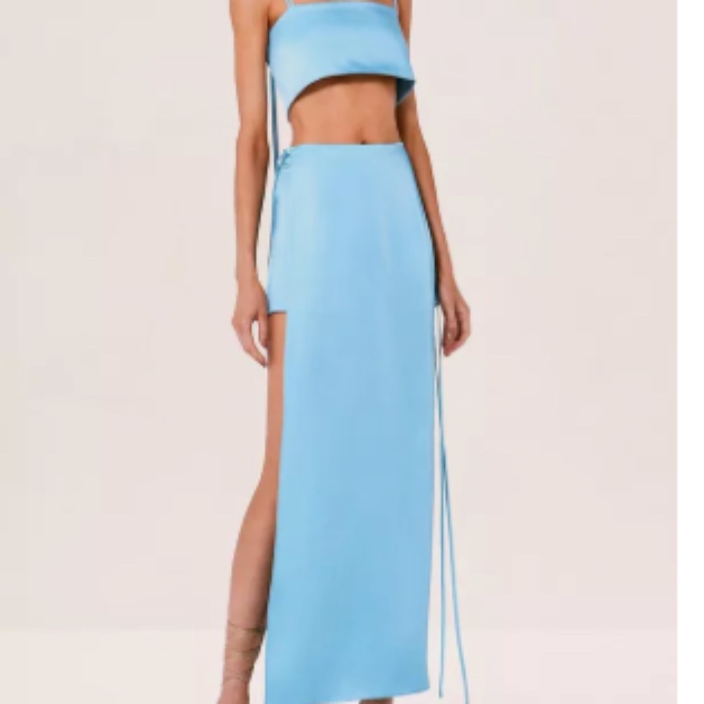 💙 Alexis Blue Two-Piece Set – Connie Top + Zurich Skirt (XS)